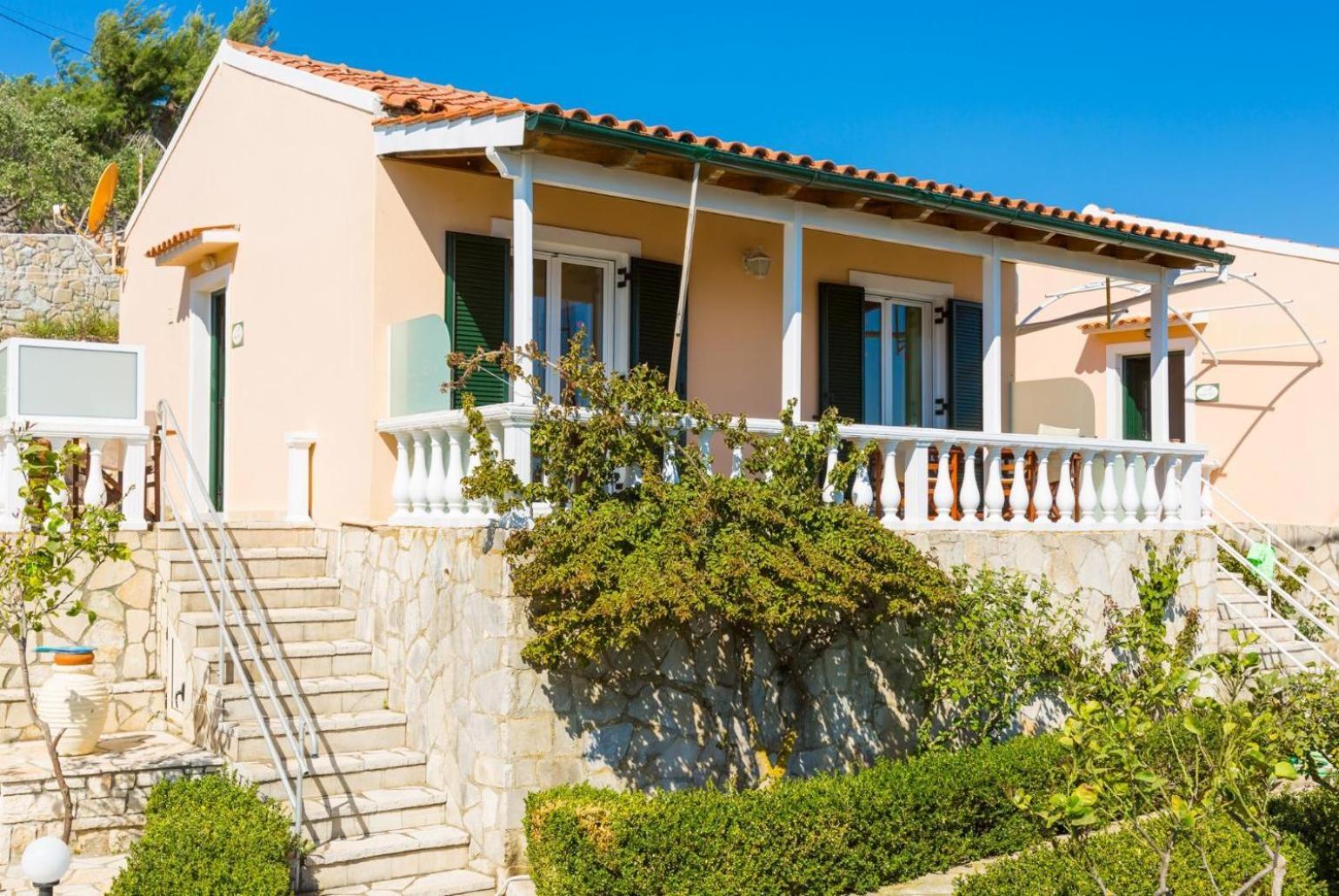 Dolphin Villa 1 Porto Ozias Εξωτερικό φωτογραφία